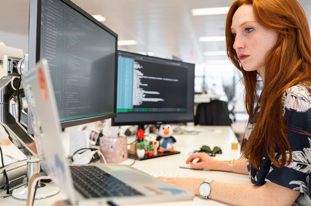 woman programmer at work